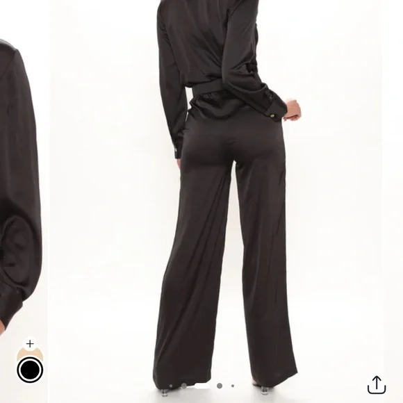 Elegant Black Women's Jumpsuit - Picture 3 of 3